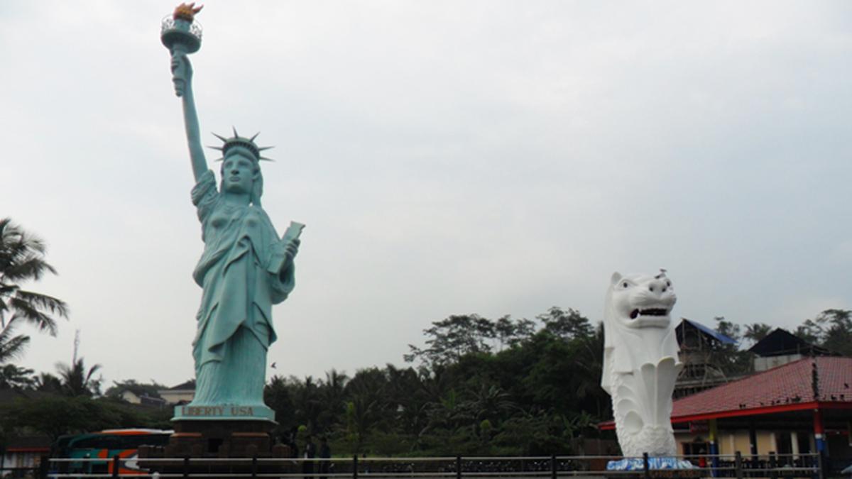 Detail Patung Merlion Terdapat Di Kota Nomer 3