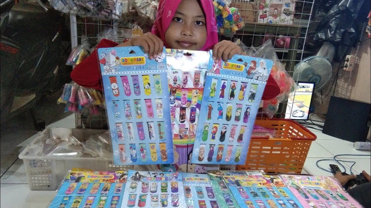 Detail Pembatas Buku Langka Nomer 26
