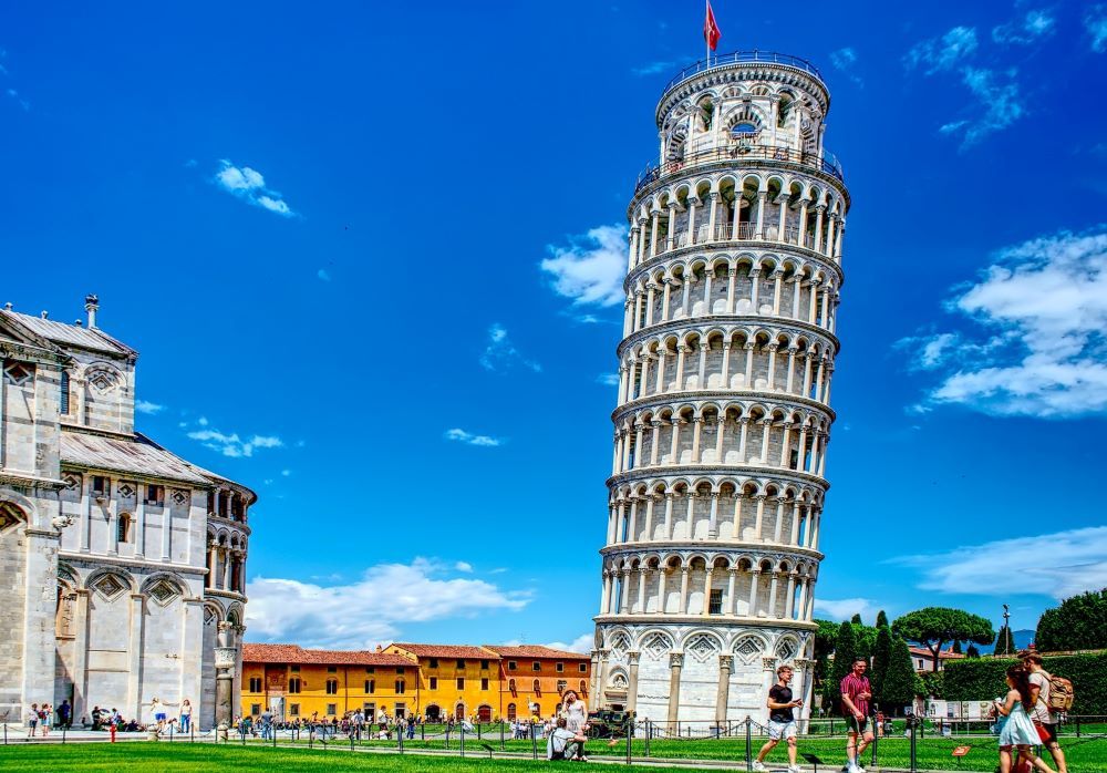 Detail Penjelasan Menara Pisa Nomer 4