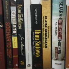 Detail Rekomendasi Buku Sejarah Nomer 20