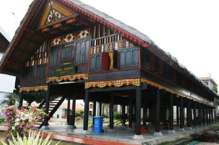 Detail Rumah Adat Aceh Dan Penjelasannya Nomer 10