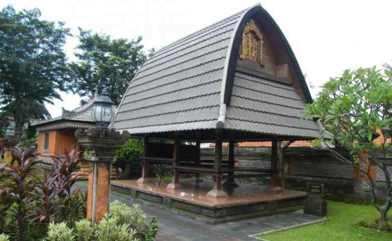 Detail Rumah Adat Bali Dan Fungsinya Nomer 44