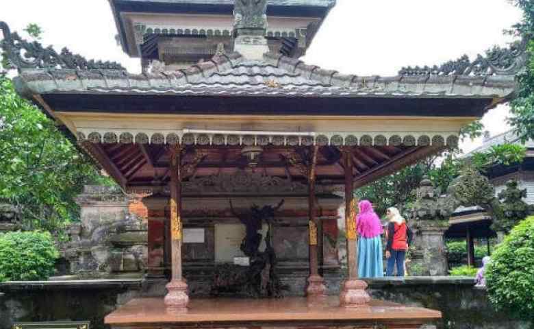 Detail Rumah Adat Bali Dan Fungsinya Nomer 6