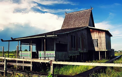 Detail Rumah Adat Banjar Adalah Nomer 16