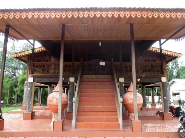 Detail Rumah Adat Banjar Adalah Nomer 45