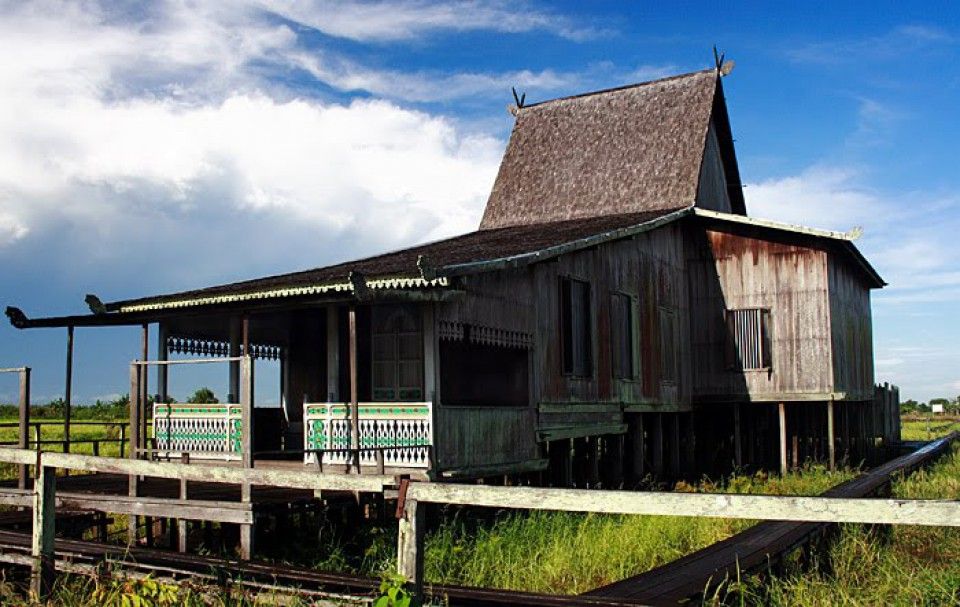 Detail Rumah Adat Beserta Daerah Asalnya Nomer 52