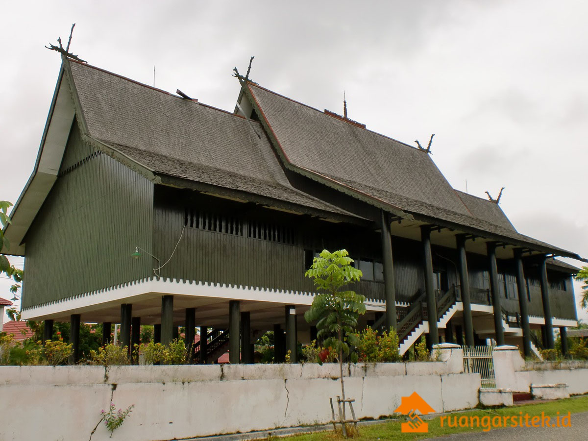 Detail Rumah Adat Di Indonesia Beserta Gambarnya Koleksi Nomer 24