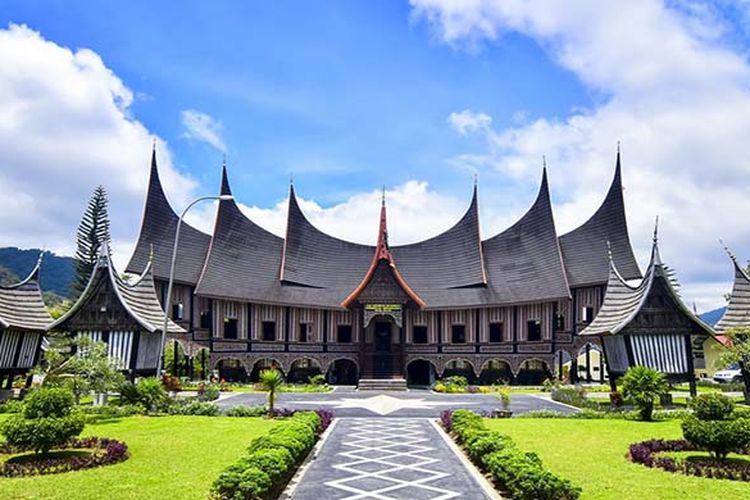 Detail Rumah Adat Padang Adalah Nomer 5