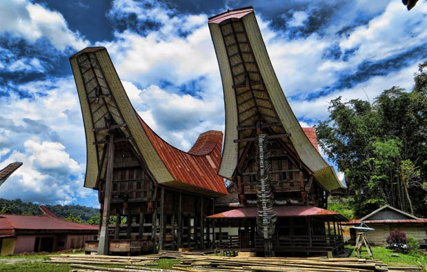 Detail Rumah Adat Toraja Disebut Nomer 14