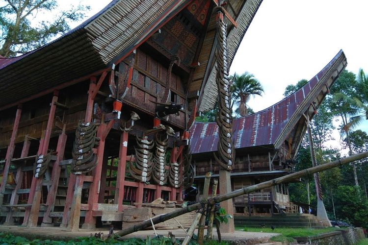 Detail Rumah Adat Toraja Disebut Nomer 3