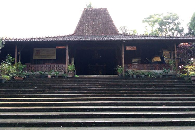 Detail Rumah Adat Yang Ada Di Pulau Jawa Nomer 34