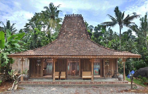 Detail Rumah Adat Yogyakarta Disebut Nomer 3