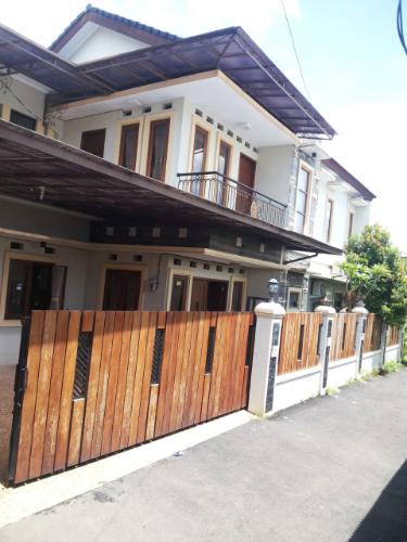 Detail Rumah Daerah Cipayung Jakarta Timur Nomer 9