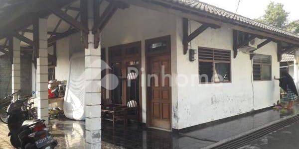 Detail Rumah Dikontrakkan Di Kebayoran Lama Nomer 41