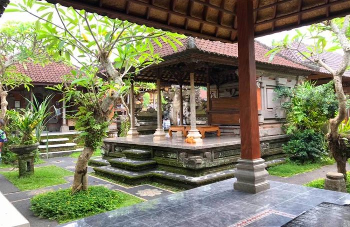 Detail Rumah Gaya Bali Klasik Nomer 30