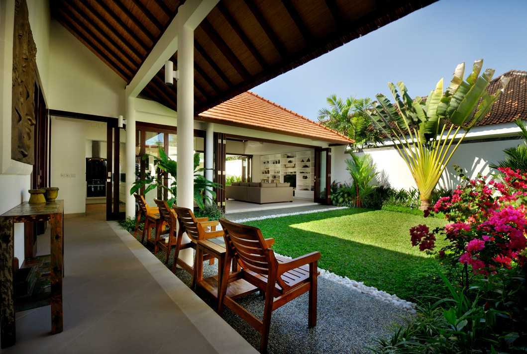 Detail Rumah Gaya Bali Klasik Nomer 51