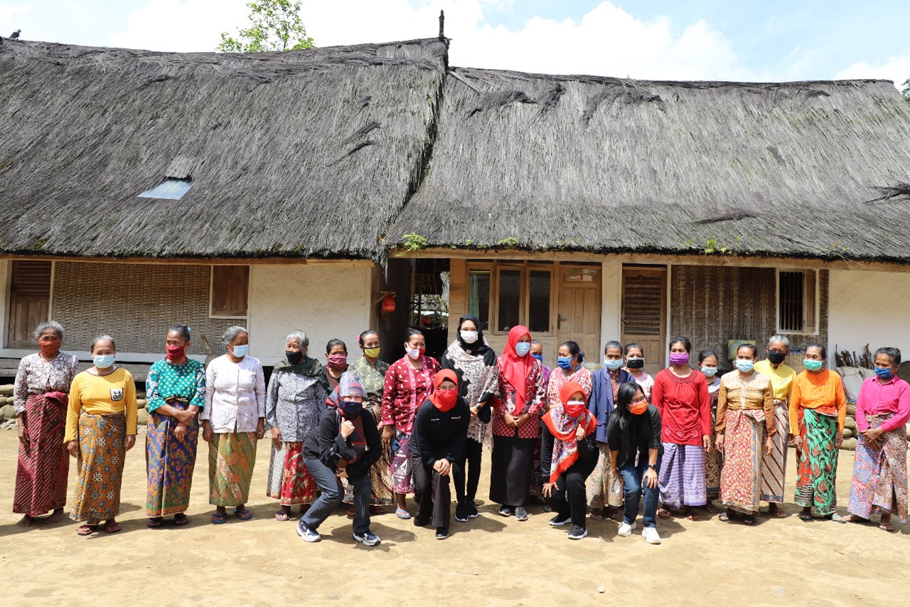 Detail Rumah Kampung Naga Dapat Kita Temukan Di Kabupaten Nomer 26