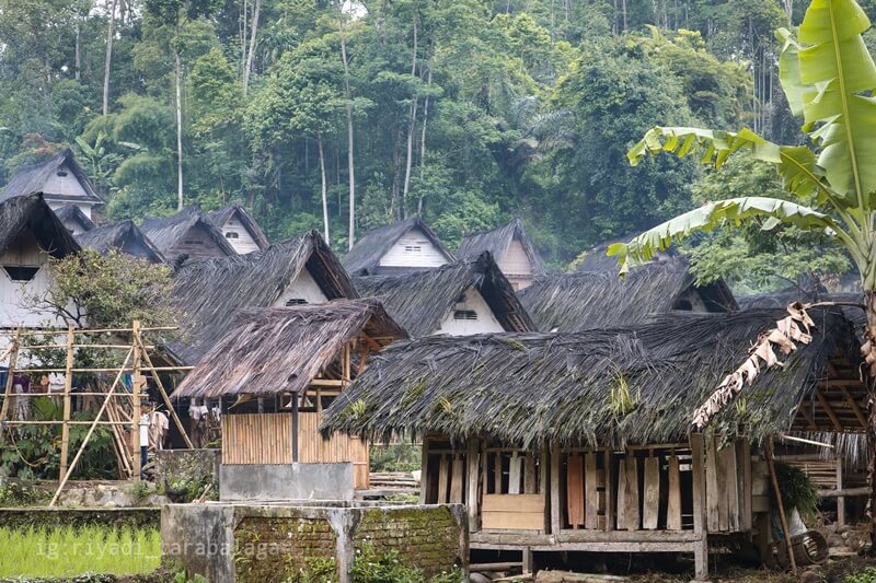 Detail Rumah Kampung Naga Dapat Kita Temukan Di Kabupaten Nomer 40