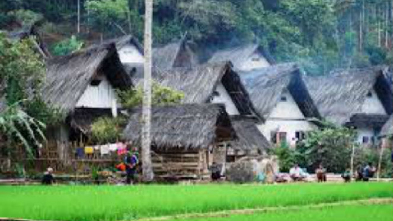 Detail Rumah Kampung Naga Dapat Kita Temukan Di Kabupaten Nomer 41