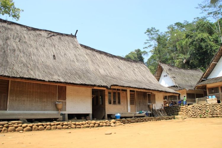 Detail Rumah Kampung Naga Dapat Kita Temukan Di Kabupaten Nomer 47