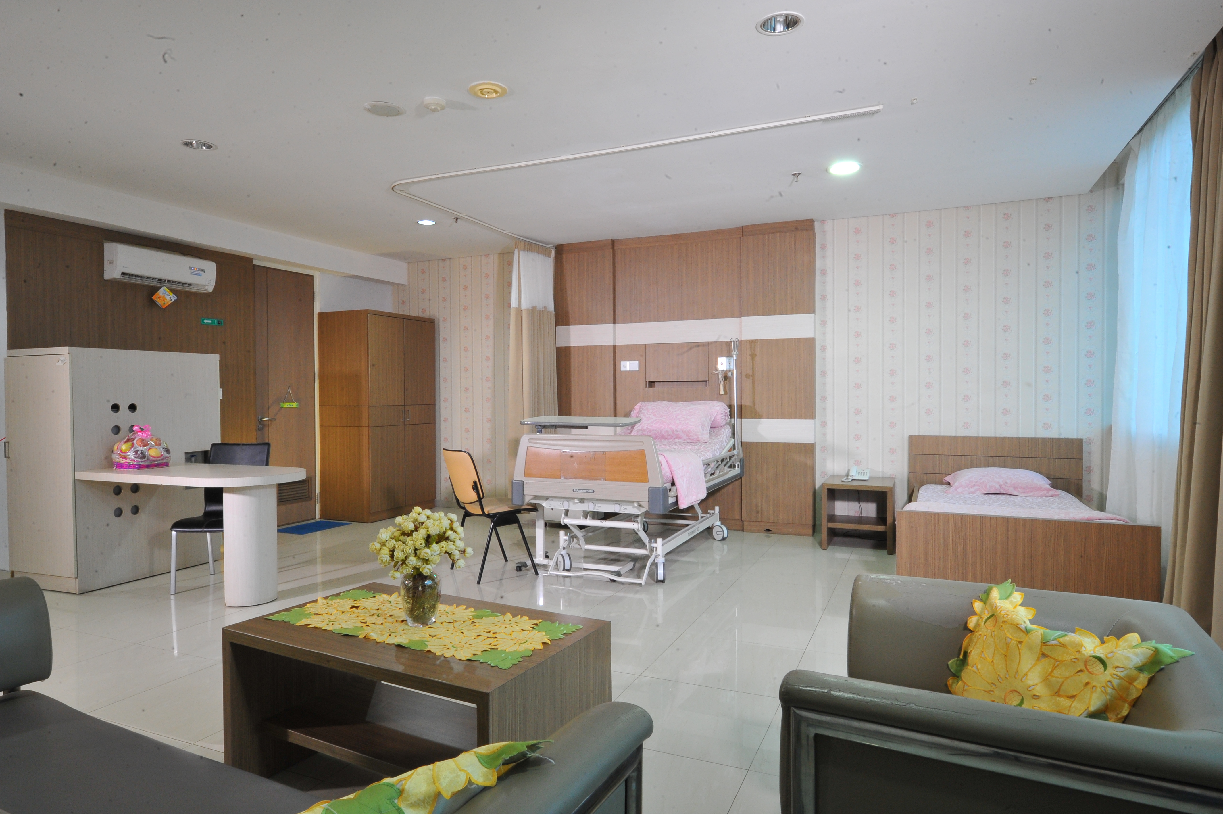 Detail Rumah Sakit Makassar Nomer 2