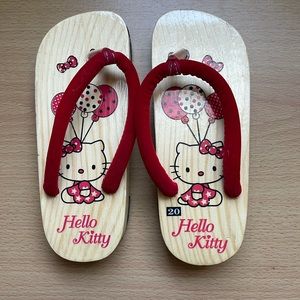 Detail Sandal Ukir Hello Kitty Nomer 39