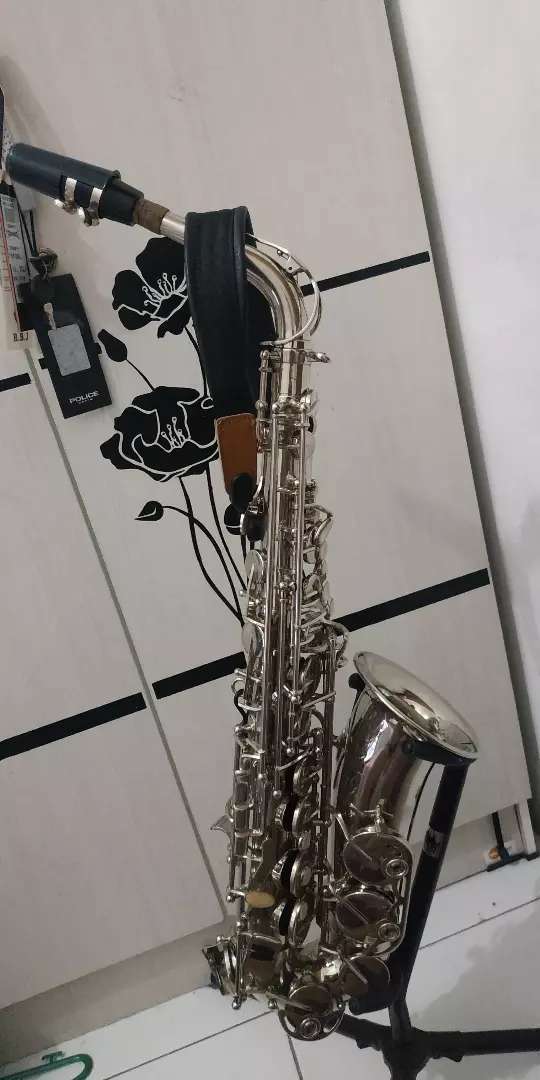 Detail Saxophone Adalah Instrumen Alat Musik Nomer 30