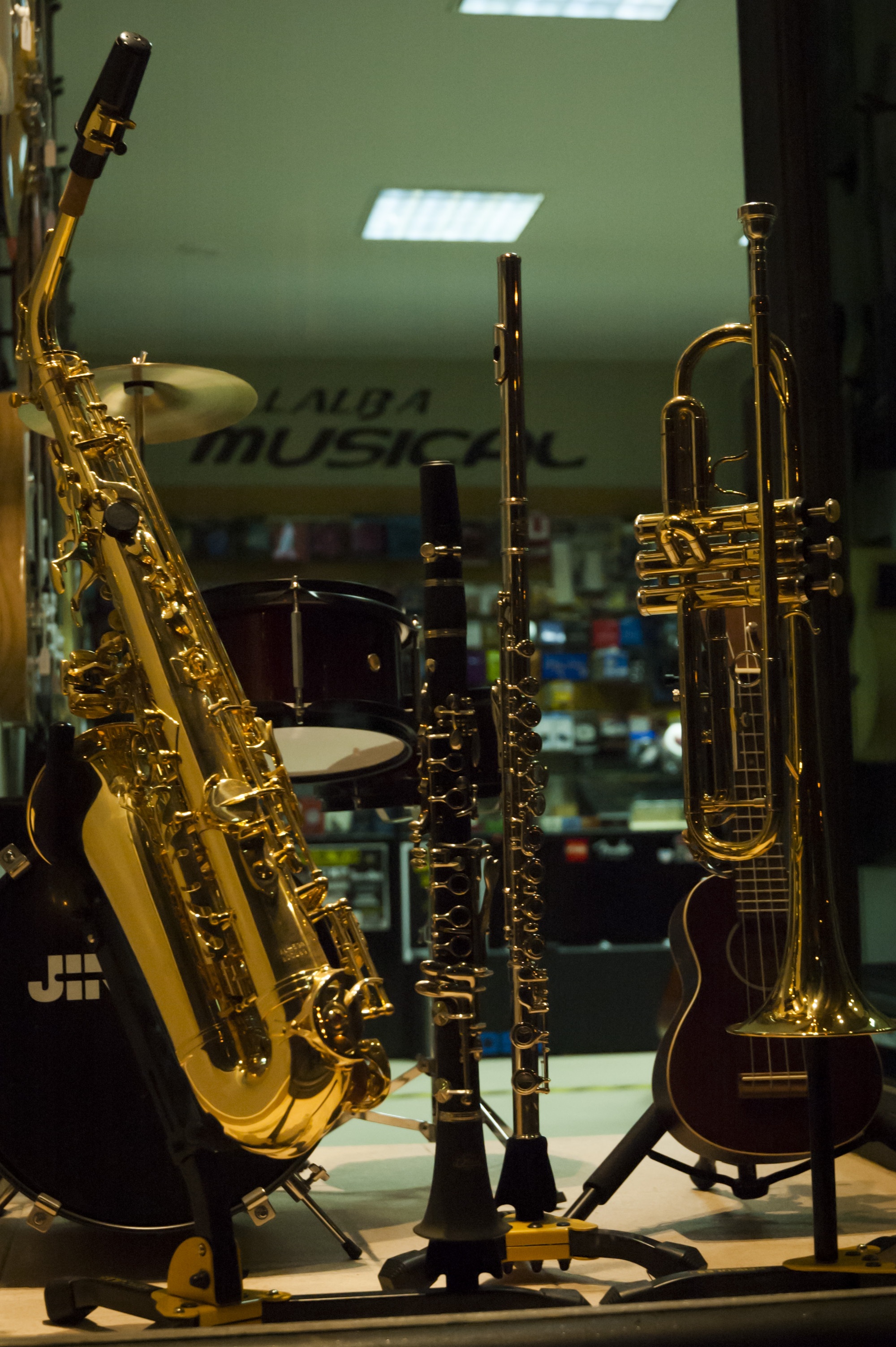 Detail Saxophone Adalah Instrumen Alat Musik Nomer 38