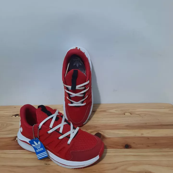 Detail Sepatu Gaya Adidas Nomer 29