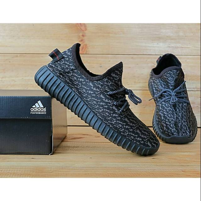 Detail Sepatu Gaya Adidas Nomer 45