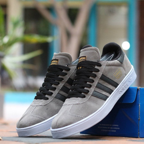 Detail Sepatu Gaya Adidas Nomer 50