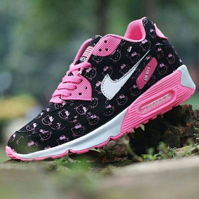 Detail Sepatu Nike Hello Kitty Nomer 53