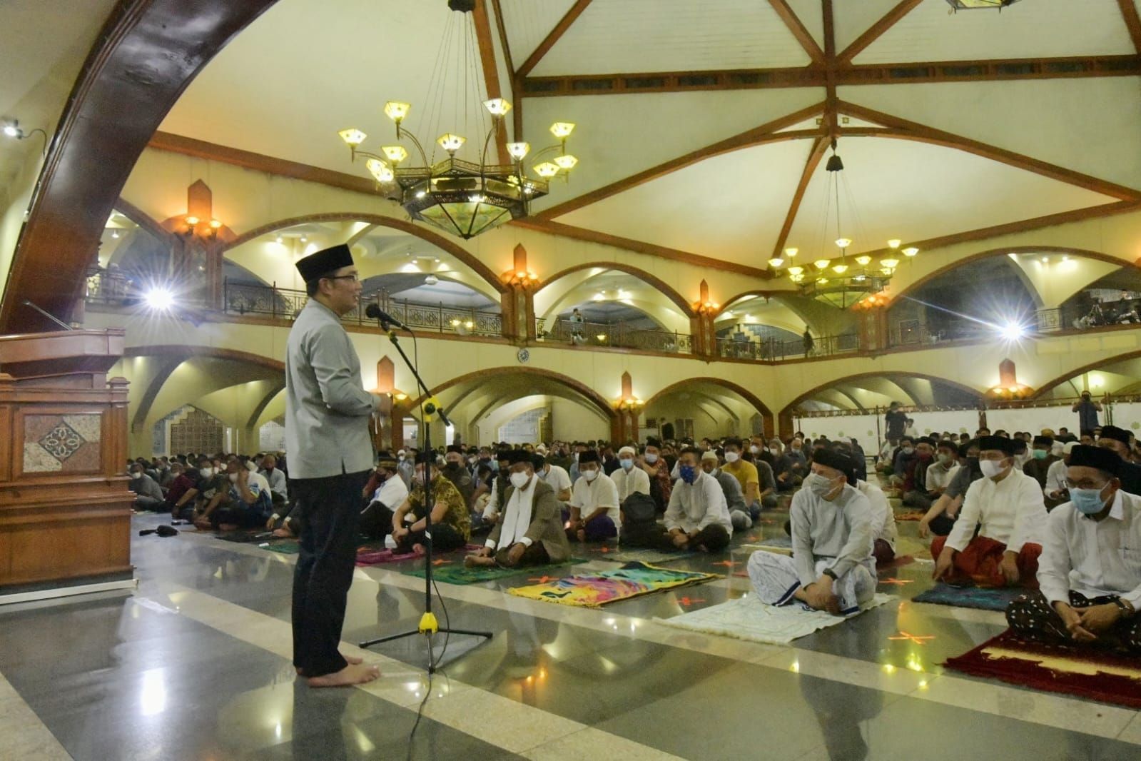 Detail Shalat Tarawih Di Rumah Berapa Rakaat Nomer 54