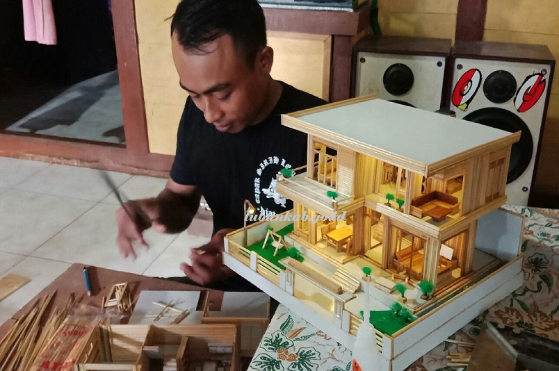 Detail Skala Yang Digunakan Dalam Pembuatan Miniatur Bangunan Rumah Adalah Nomer 34