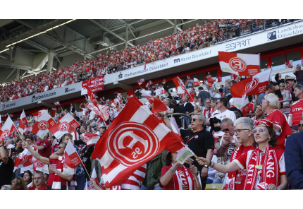 Detail Stadion Fortuna Da Sseldorf Nomer 20