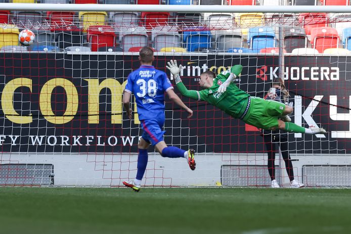 Detail Stadion Fortuna Da Sseldorf Nomer 31