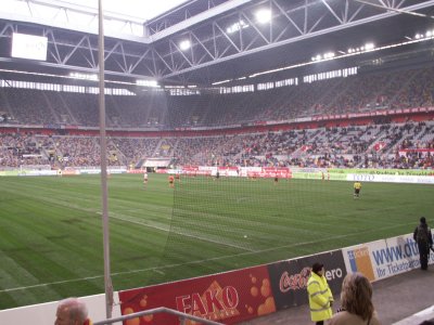 Detail Stadion Fortuna Da Sseldorf Nomer 34