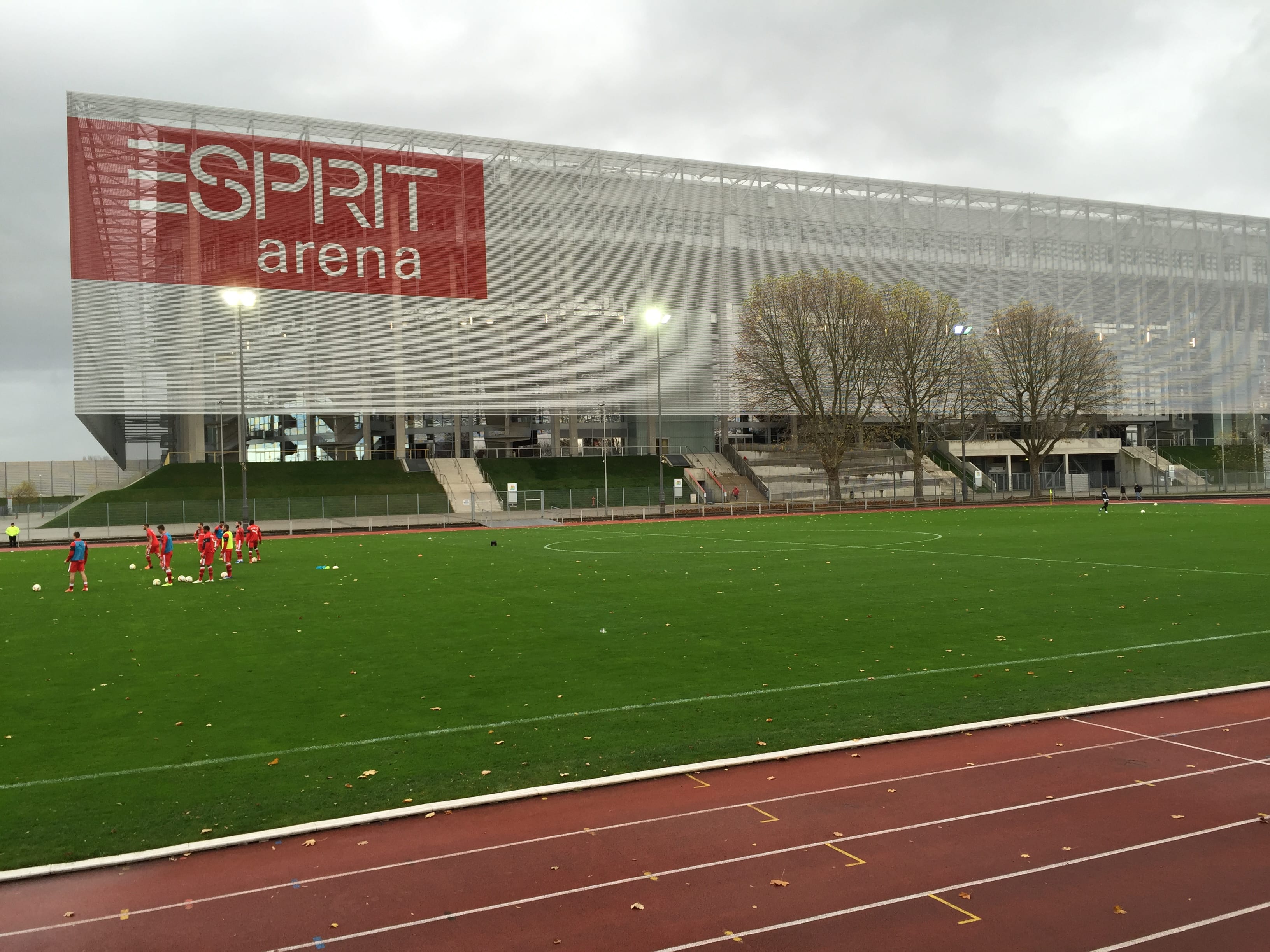 Detail Stadion Fortuna Da Sseldorf Nomer 35