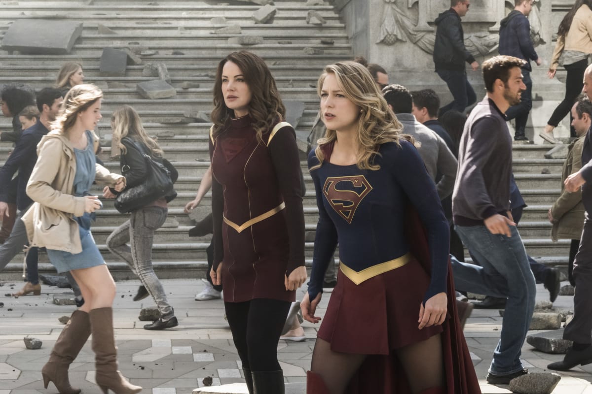 Detail Supergirl Season 3 Nomer 37