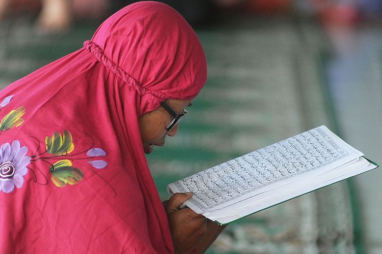 Detail Surat Alquran Untuk Hari Senin Nomer 15