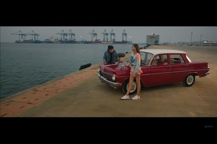 Detail Surat Cinta Untuk Starla 2 Nomer 26