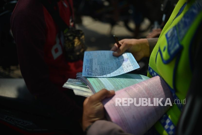 Detail Surat Tilang Merah Bayar Berapa Nomer 34