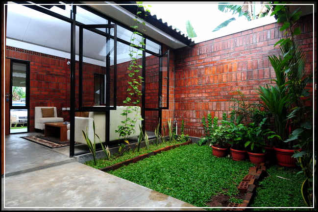 Detail Taman Dalam Rumah Minimalis Nomer 33