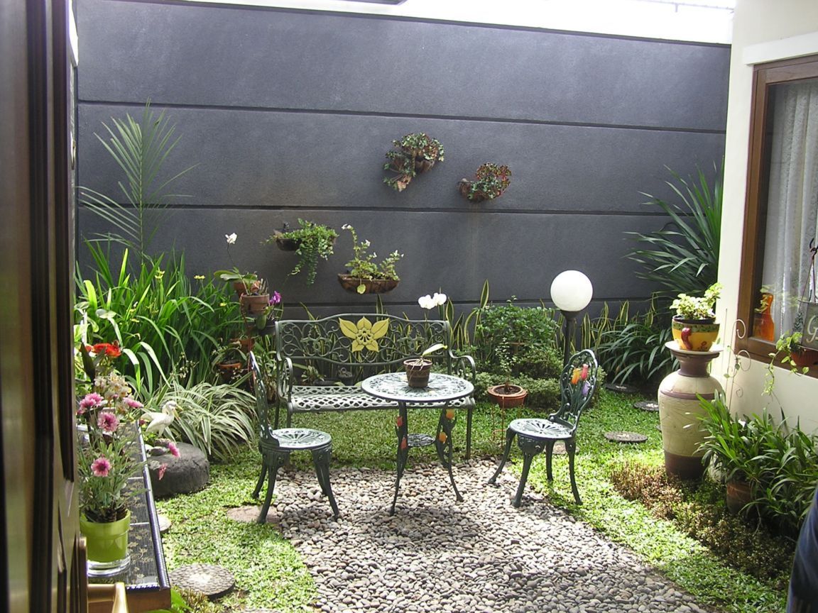 Detail Taman Dalam Rumah Minimalis Modern Nomer 25