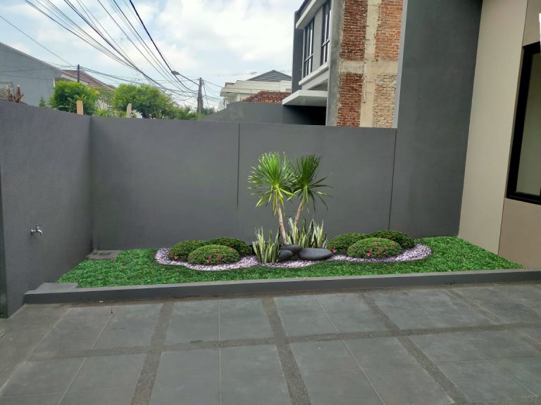 Detail Taman Depan Rumah Nomer 32