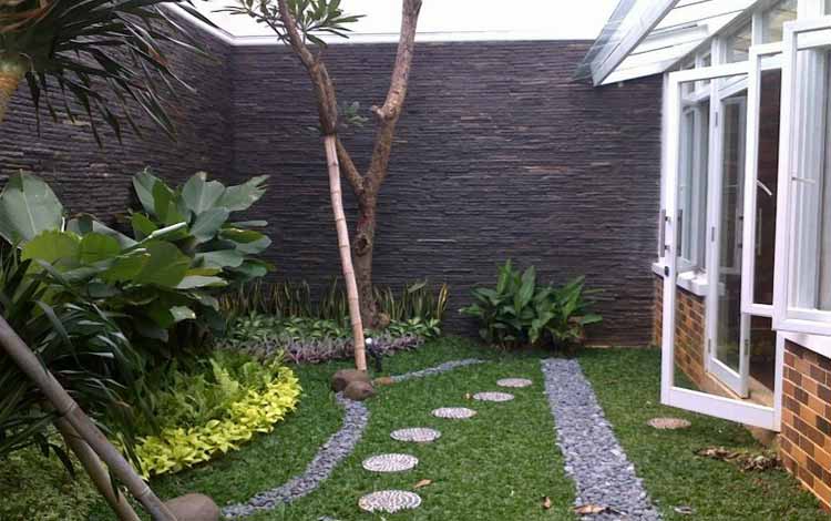 Detail Taman Di Belakang Rumah Sederhana Nomer 37