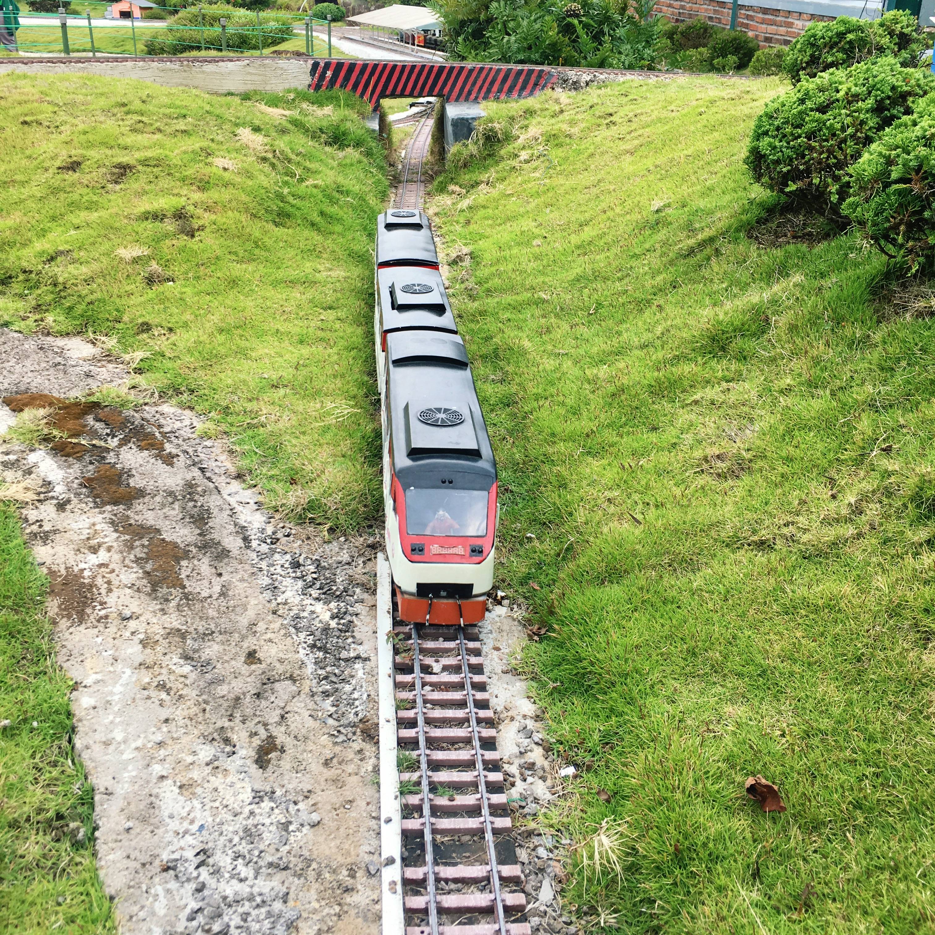 Detail Taman Miniatur Kereta Api Nomer 31