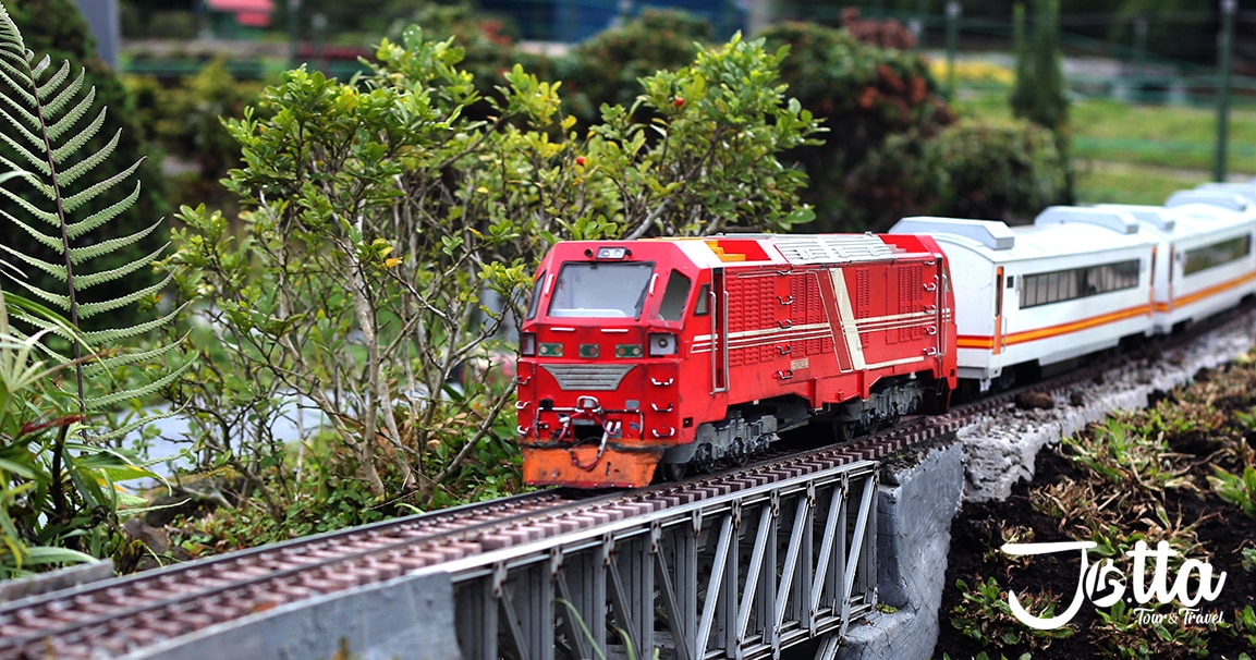 Detail Taman Miniatur Kereta Api Nomer 54