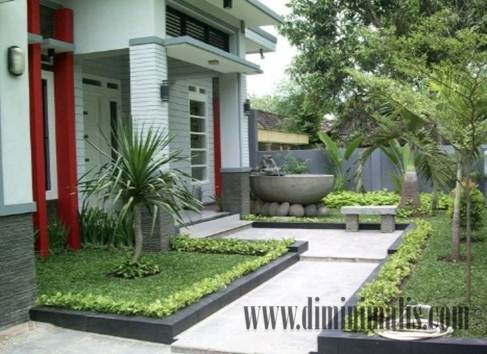 Detail Taman Pojok Depan Rumah Nomer 38