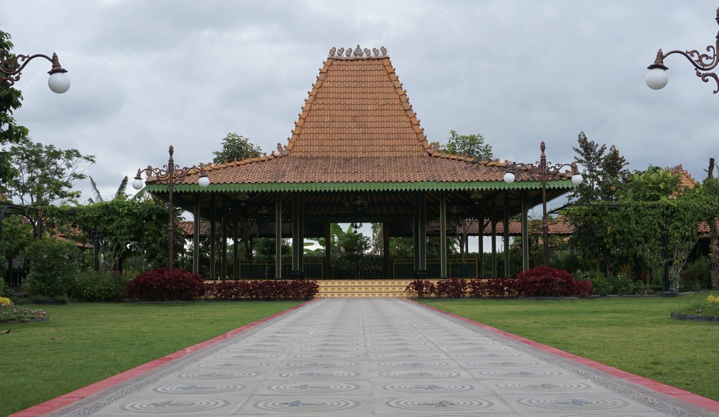 Detail Taman Rumah Joglo Nomer 31